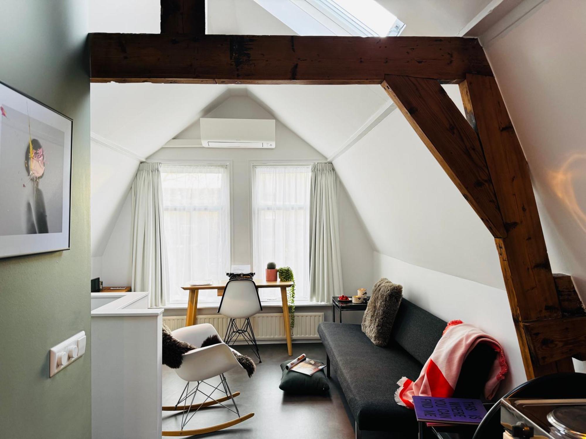 Betty Blue Bed & Breakfast Gouda Esterno foto